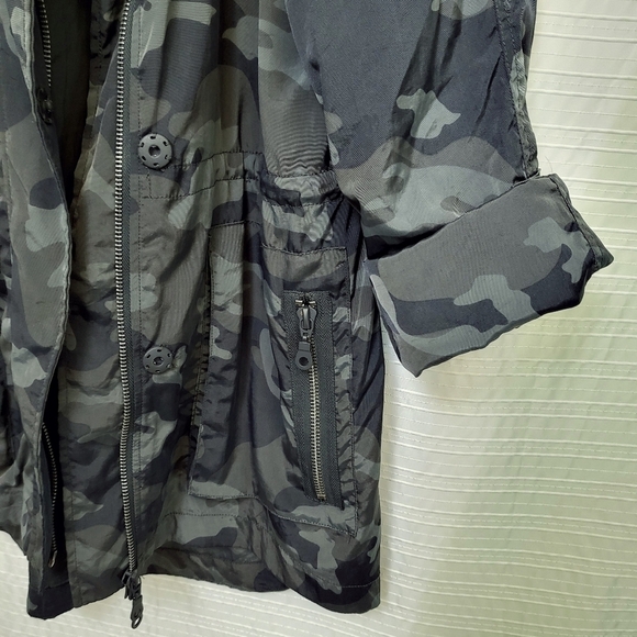 The Fillmore Anorak Jacket Parka Style Windbreaker Camo Grayish Green Women's M - Picture 11 of 15